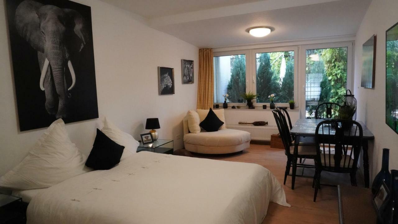 Apartment 900M To Exhibition デュッセルドルフ エクステリア 写真